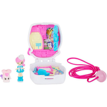 Shopkins Secret Locket Pizza Paradise Micro Playset - all accessories