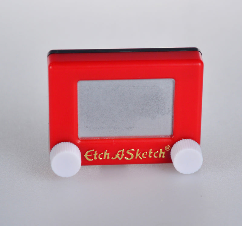 World’s Smallest Etch A Sketch unboxed