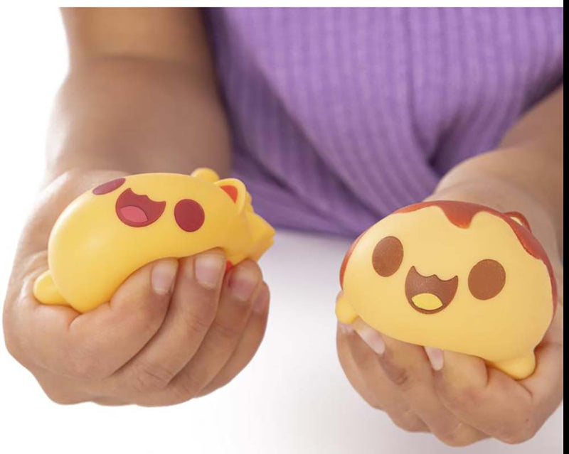 Aphmau MeeMeows Mystery Squishy Figures (One Random Figure) both hands