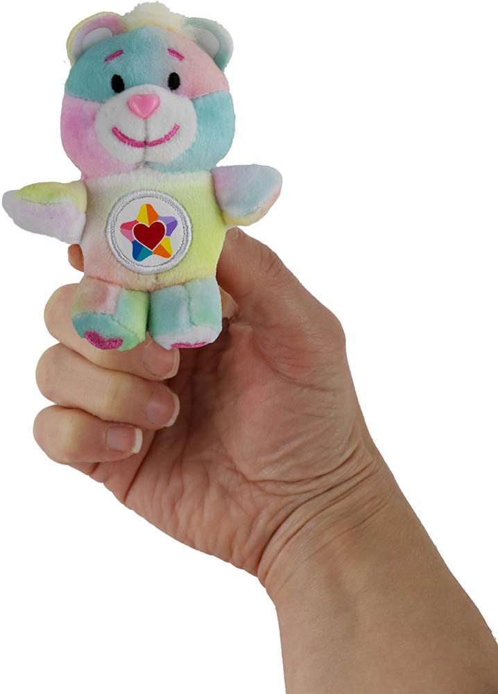 World’s Smallest Care Bears Series 4 - (Random) true heart bear held