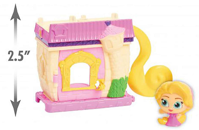 Disney Doorables Mini Playset Rapunzel’s Creative Corner in action