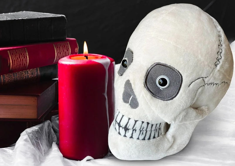 GIANTmicrobes Plush - Skull (Regular) candle