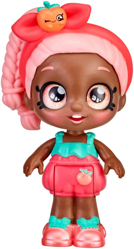 Kindi Kids Minis Summer Peaches Doll in action