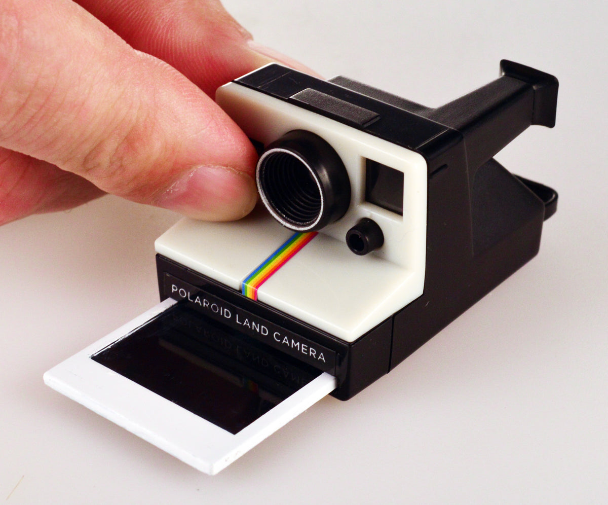 WORLD'S SMALLEST COOLEST BARBIE POLAROID 600 Camera Keychain Doll